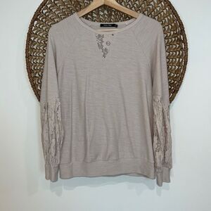 Doe & Rae tan lace long sleeve top size small